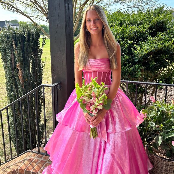 Sherri Hill Prom Dress - Picture 1 of 3